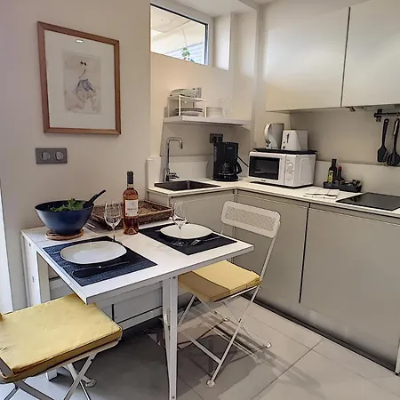Nestor&jeeves - Korner Avenue Terrace - Hyper Center Apartment